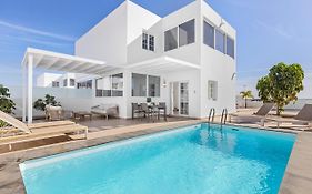 Villa Atlantica - Heated Pool In Playa Blanca