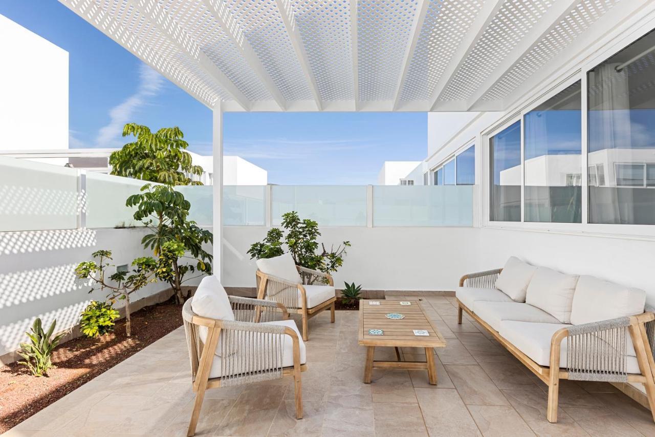 Villa Atlantica - Heated Pool In Playa Blanca Exterior photo