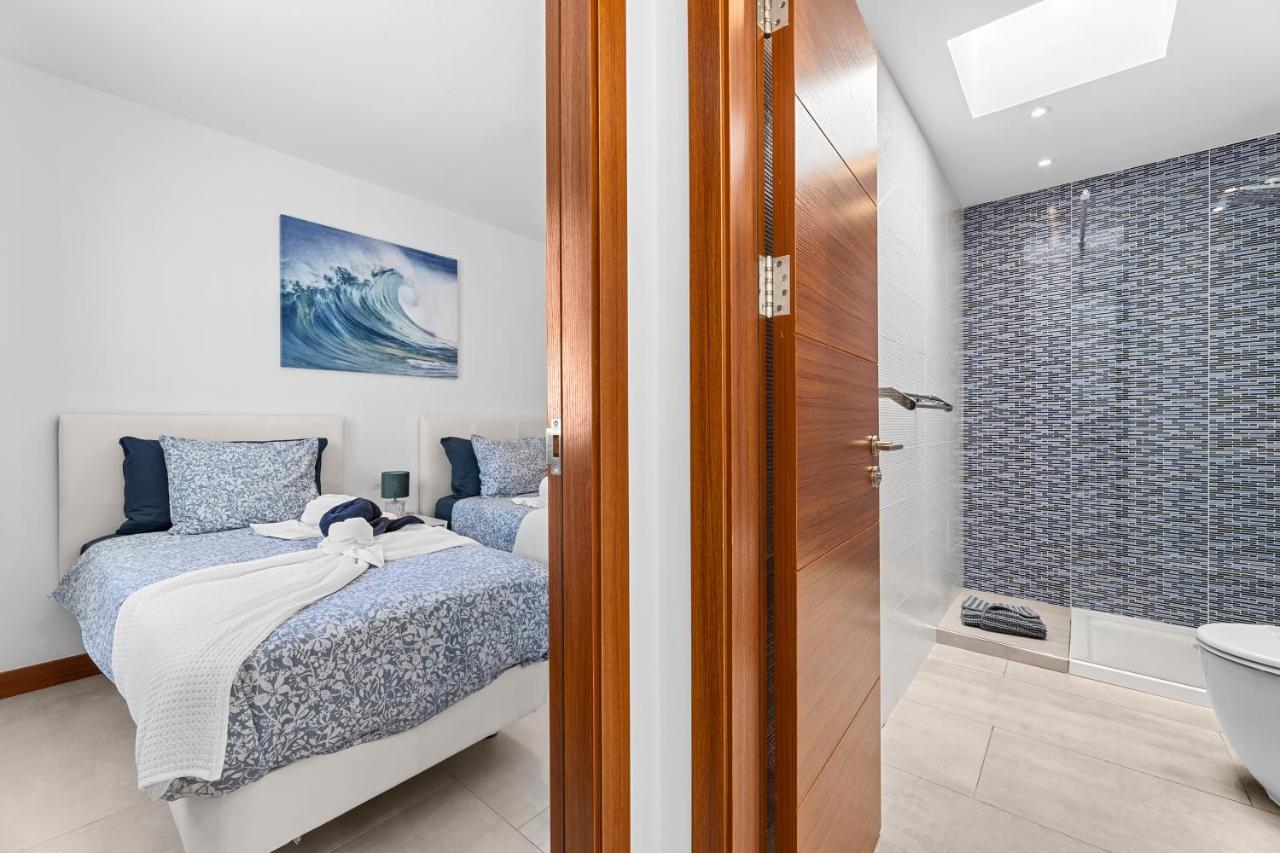 Villa Atlantica - Heated Pool In Playa Blanca Exterior photo