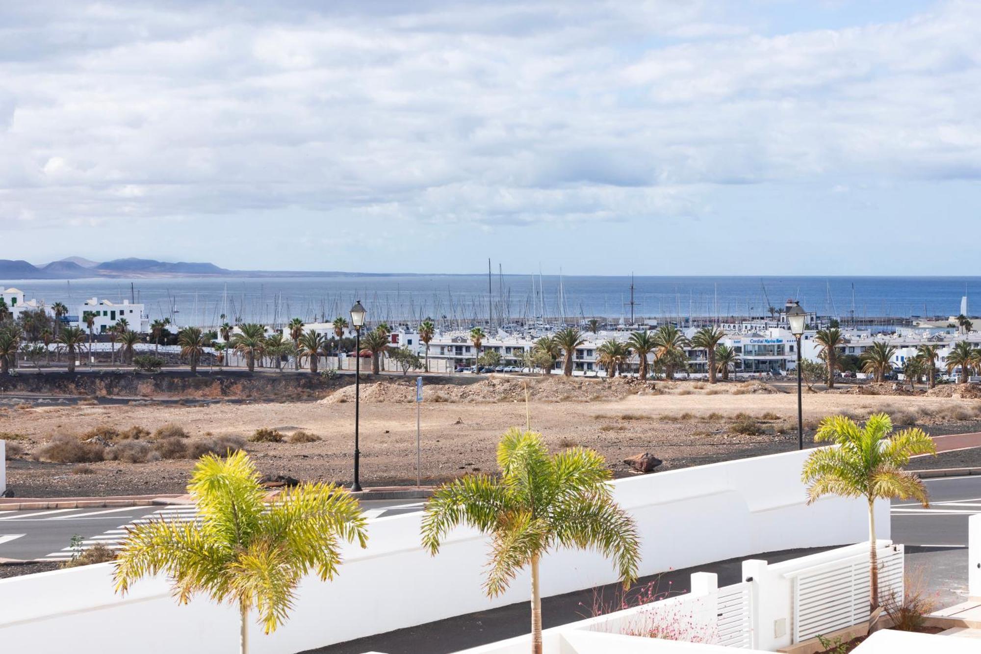 Villa Atlantica - Heated Pool In Playa Blanca Exterior photo
